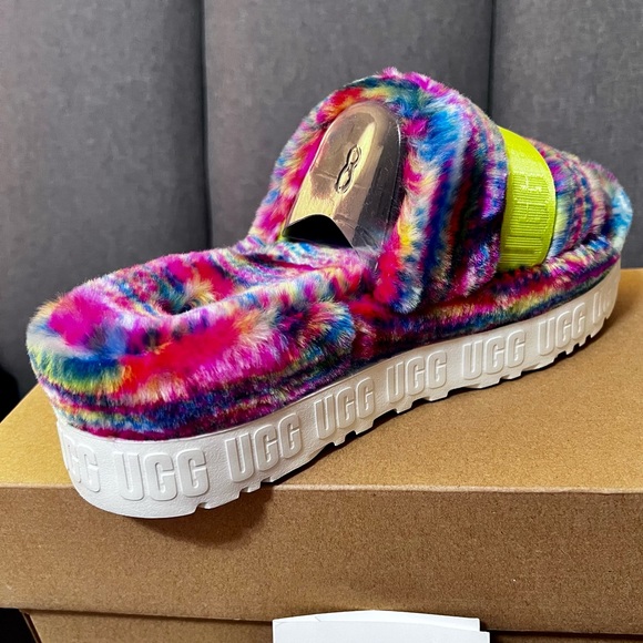 UGG Fluffita Pixelate - NEW - Picture 2 of 4